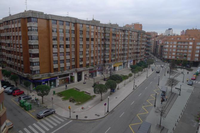 Centro-San Lorenzo Хихон Экстерьер фото